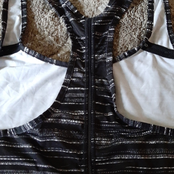 Danskin Workout Tank - Picture 4 of 6